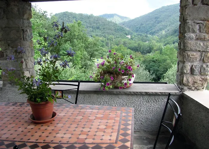 Alloggio per agriturismo Il Giglio E La Rosa *