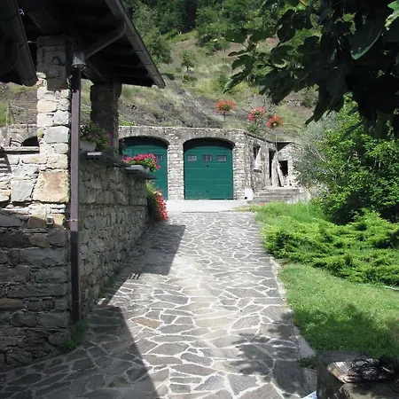 Agriturismo Utarsu - Casa Rosa Séjour à la ferme