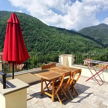 Utarsu - Casa Rosa * Montale